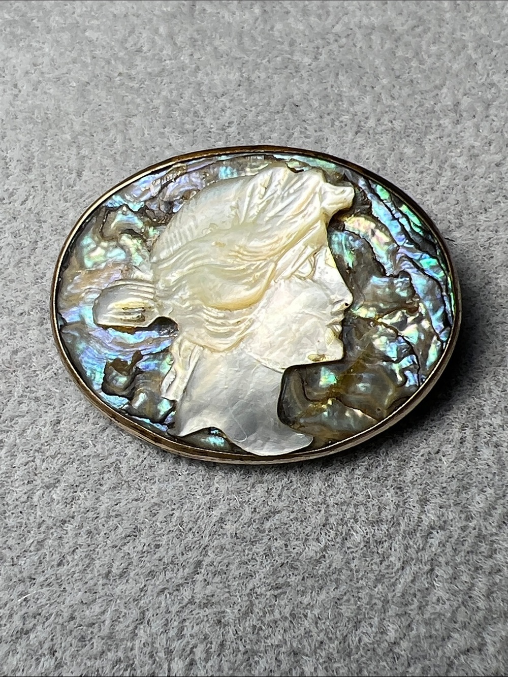 10K Solid Gold Cameo Abalone & Mother of Pearl Brooch